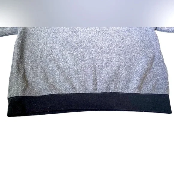 SOLD
DISNEY Minnie Mouse rare Gray Crew Neck Sweatshirt L (11/13) cotton shirt - Picture 5 of 15